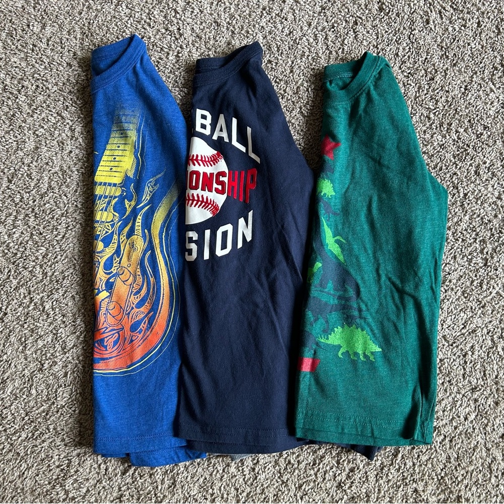 Long sleeve tees size 5-6